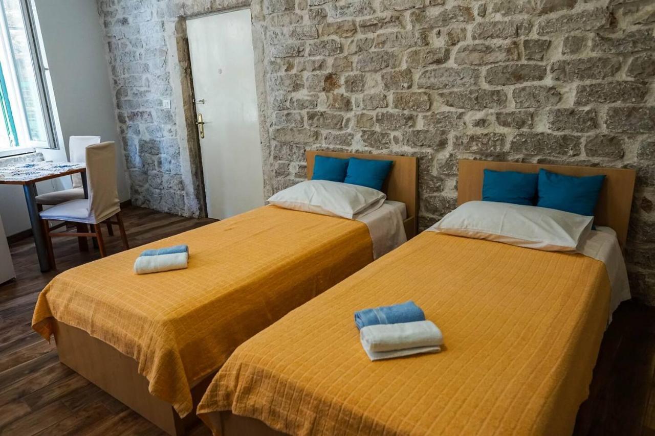 Studio Apartment In The Old City Of Šibenik Eksteriør billede