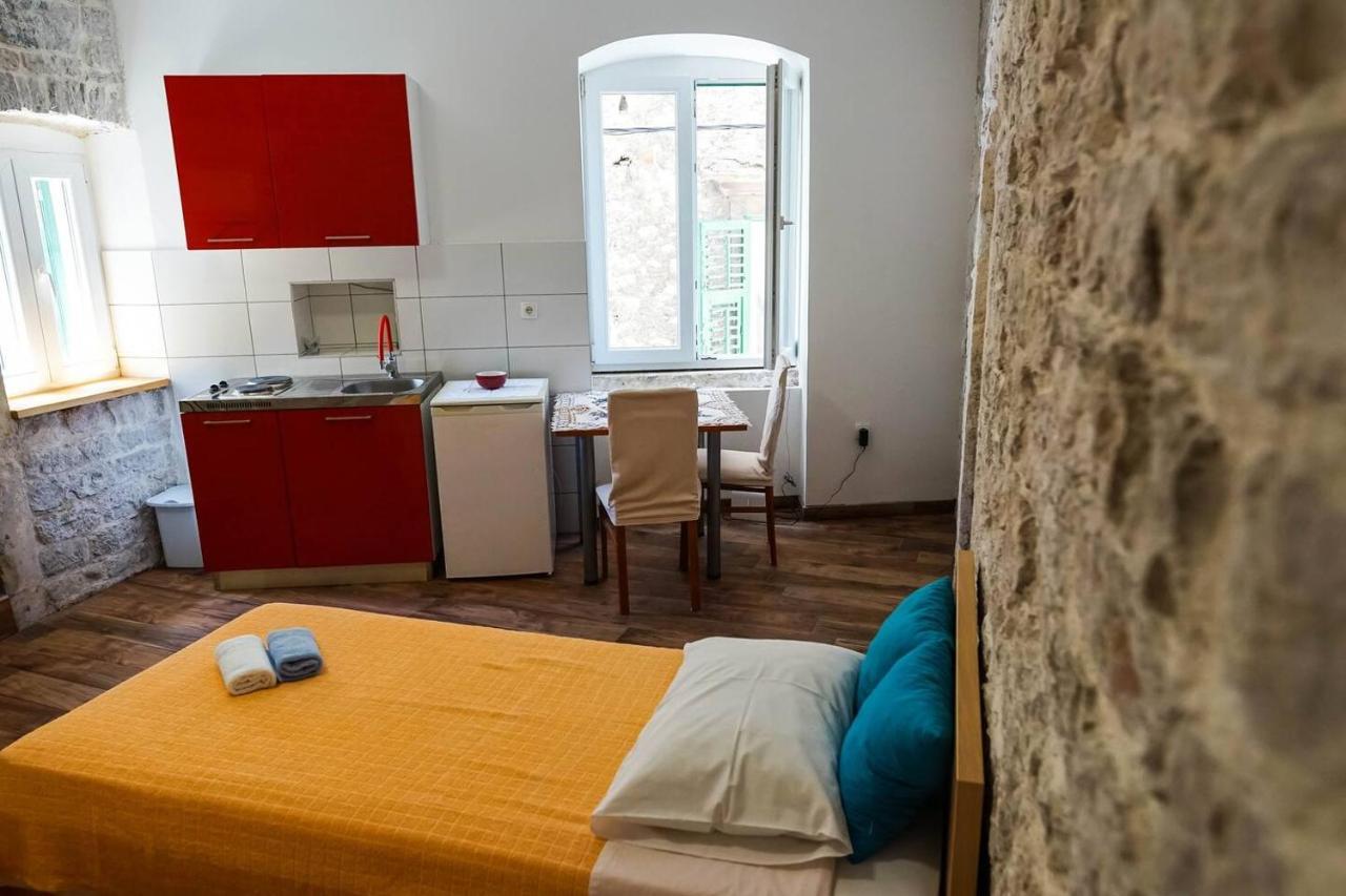 Studio Apartment In The Old City Of Šibenik Eksteriør billede